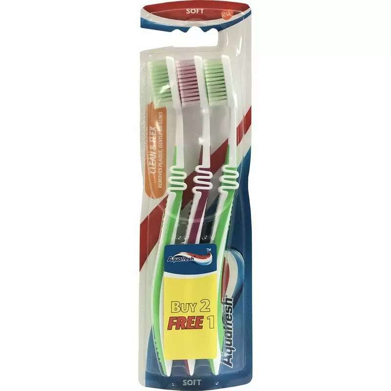 Glaxo Aquafresh Toothbrush Clean N Flex Soft Triple Pack 18492