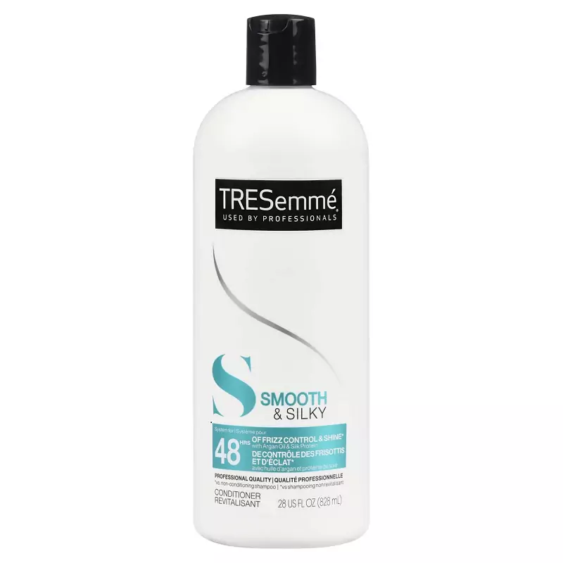 TRESemmé Smooth & Silky Conditioner 900ml Pack of 4 UTC16